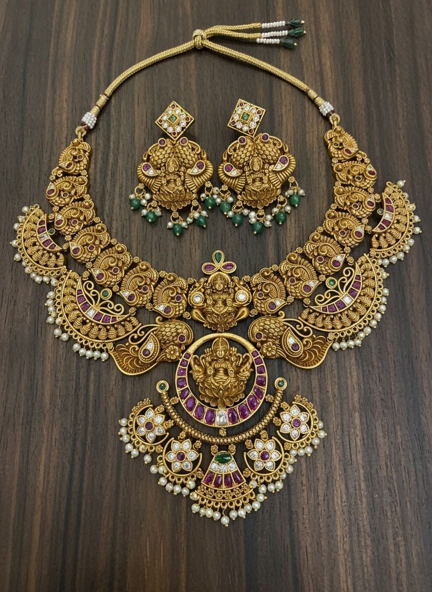 Grand premium necklace