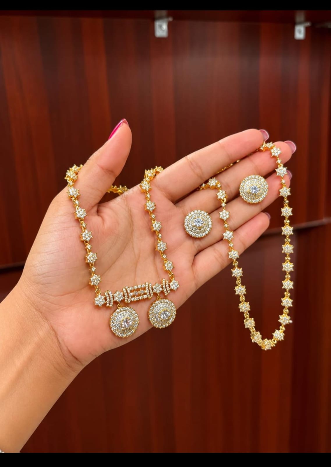 Stone chain