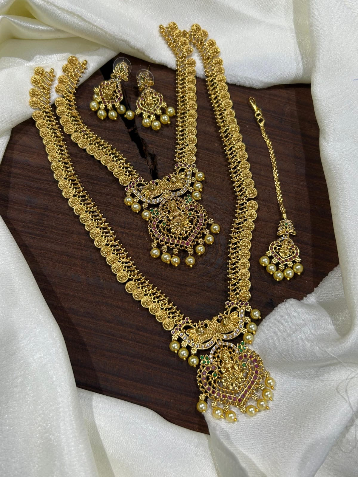 Bridal budget sets