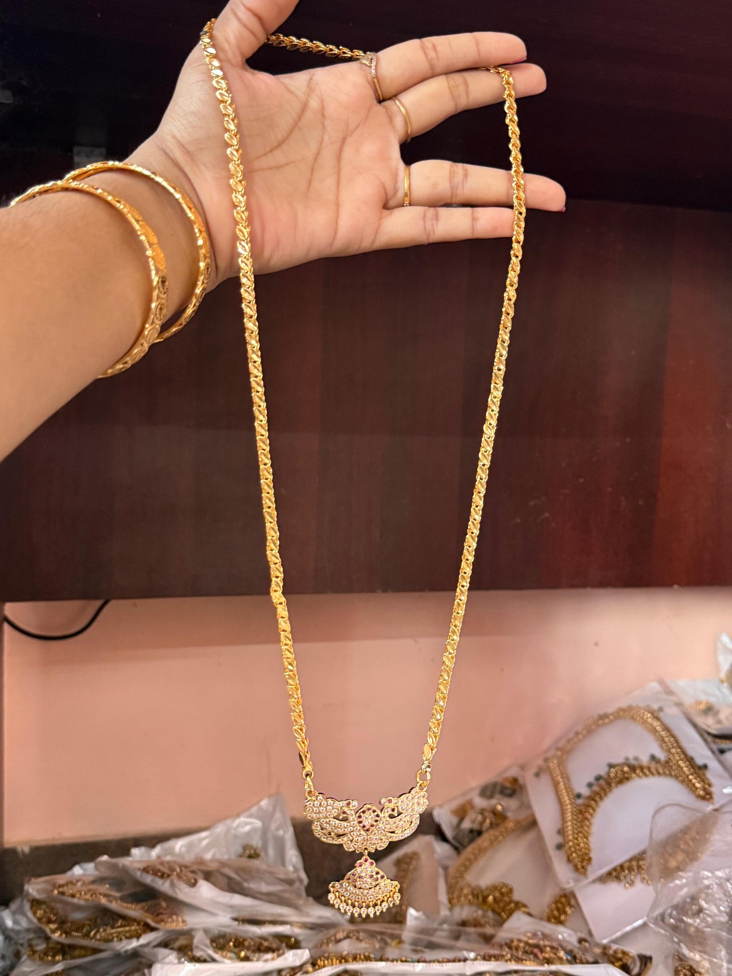 Long pendent haram