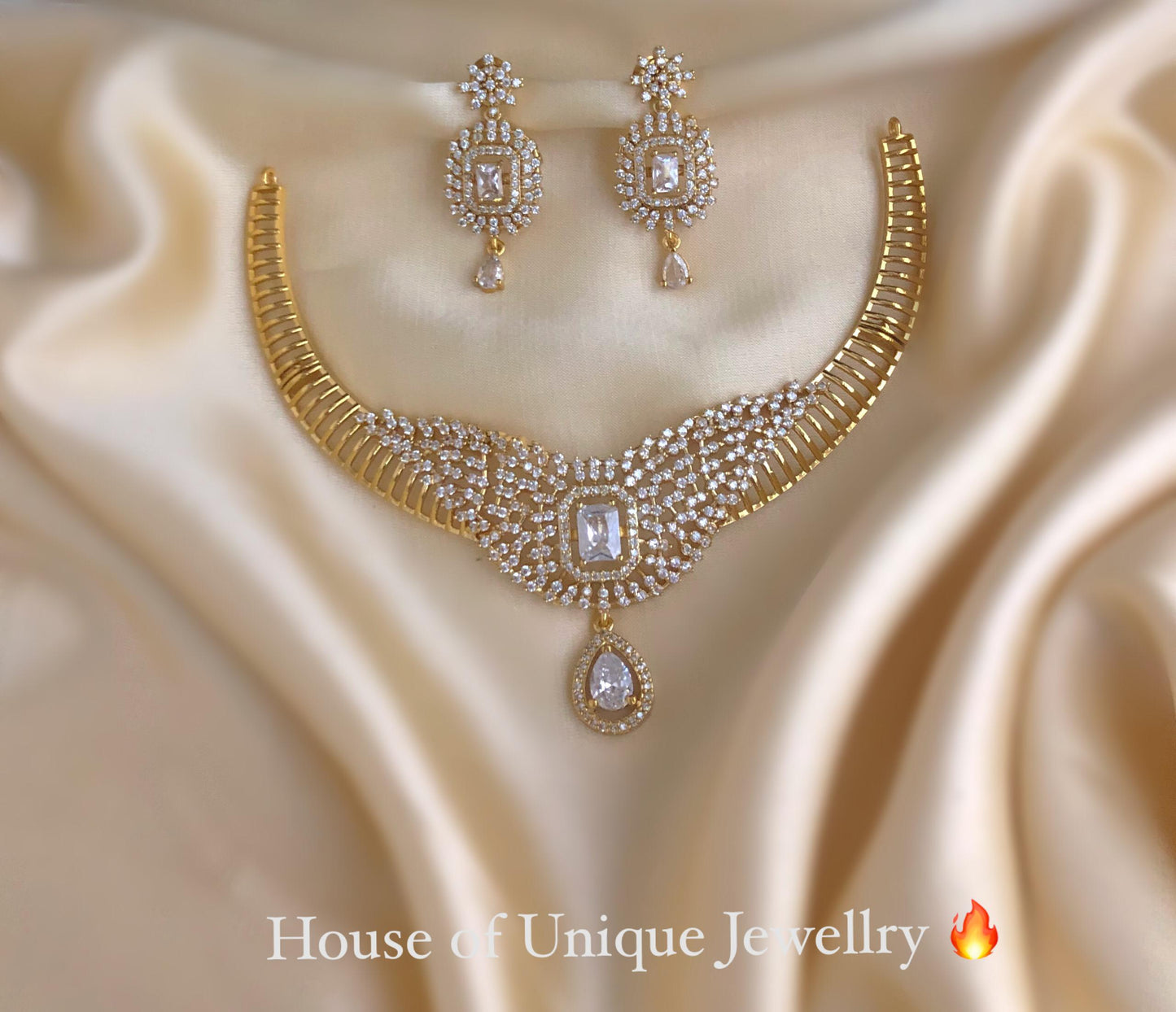 Trending necklace