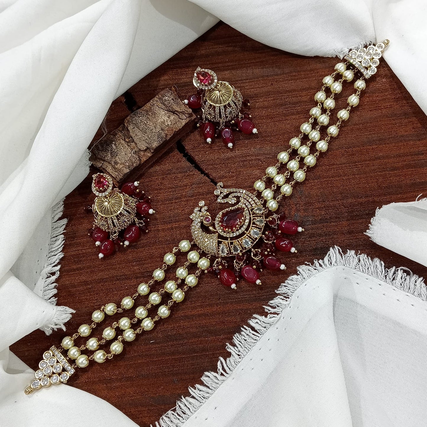 Chocker with beads (VJ-12)