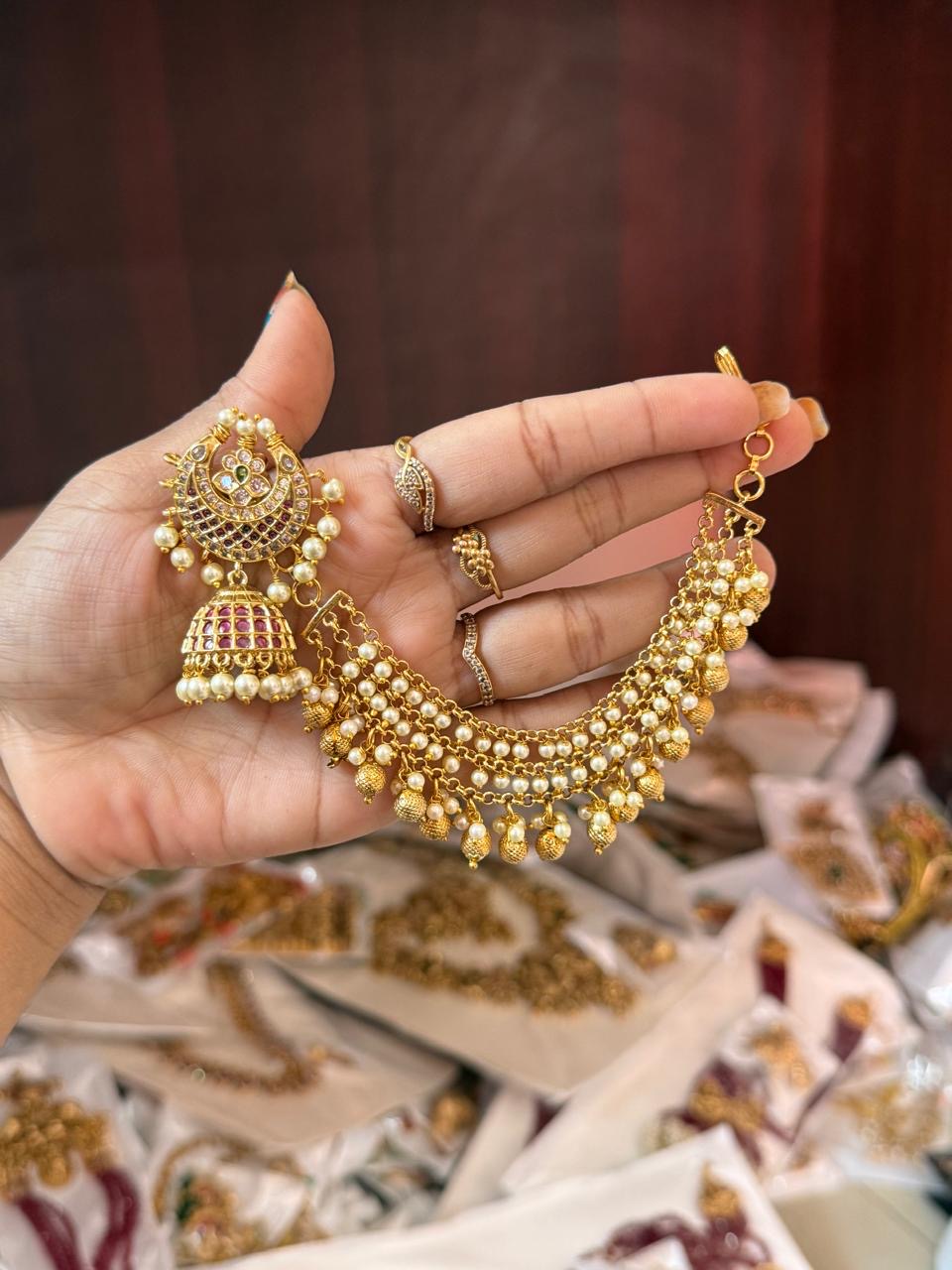 Half moon earring with jumka