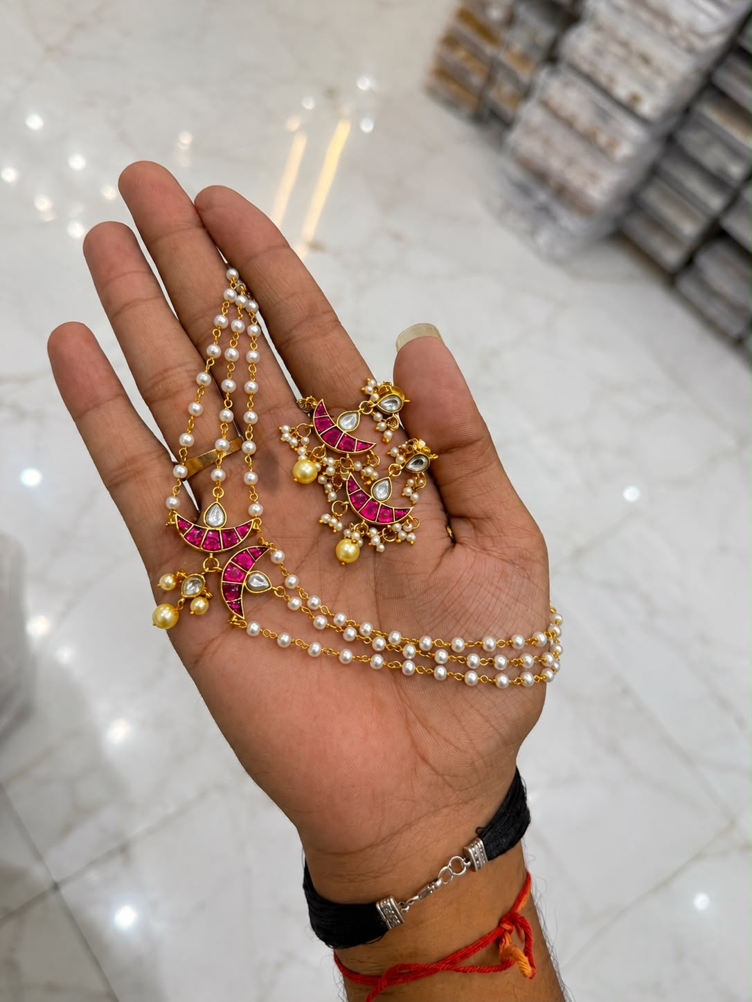 Pearl jadau choker