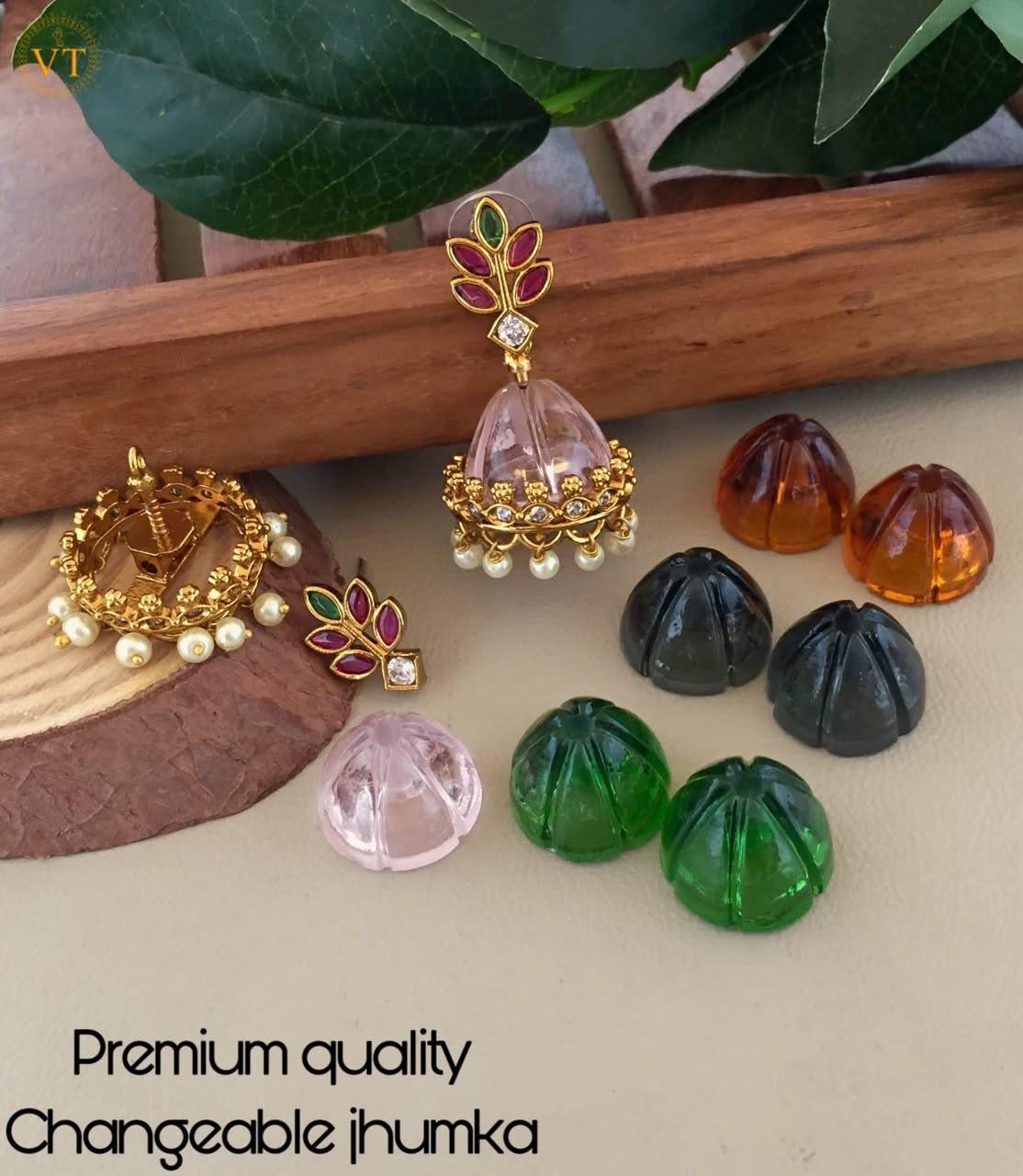 Color changeable earing