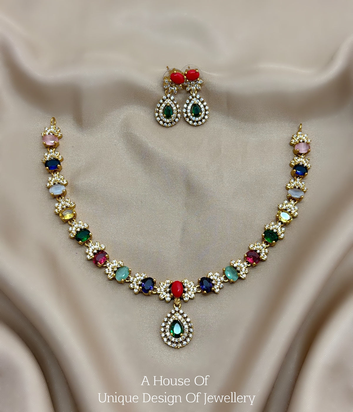Multi color necklace