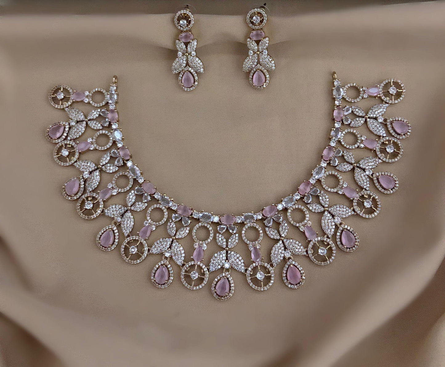 Grand necklace (DR-52)