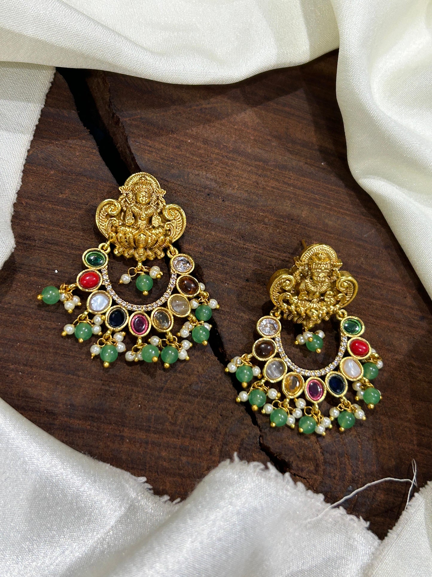 Multi color earring