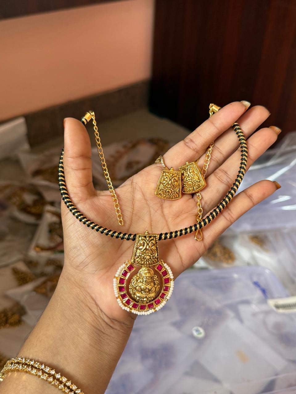 Hasli necklace
