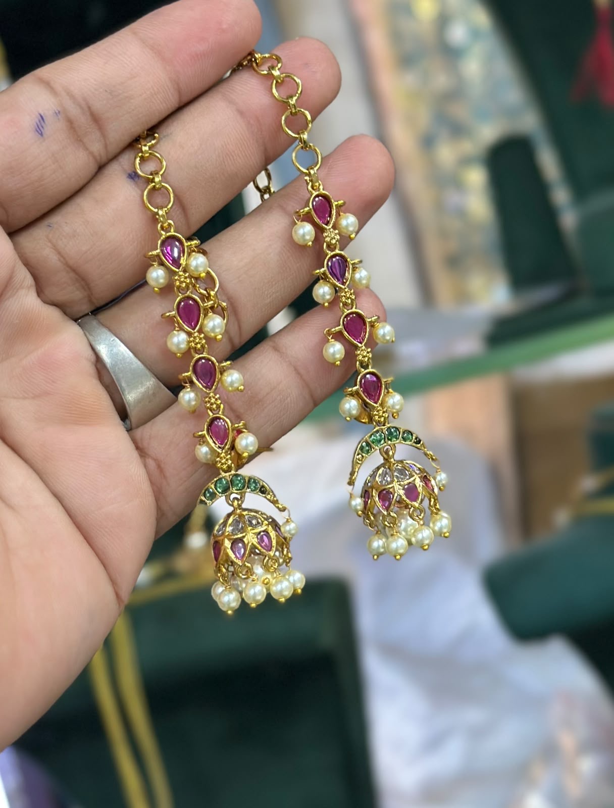 Cute jumka with earchain