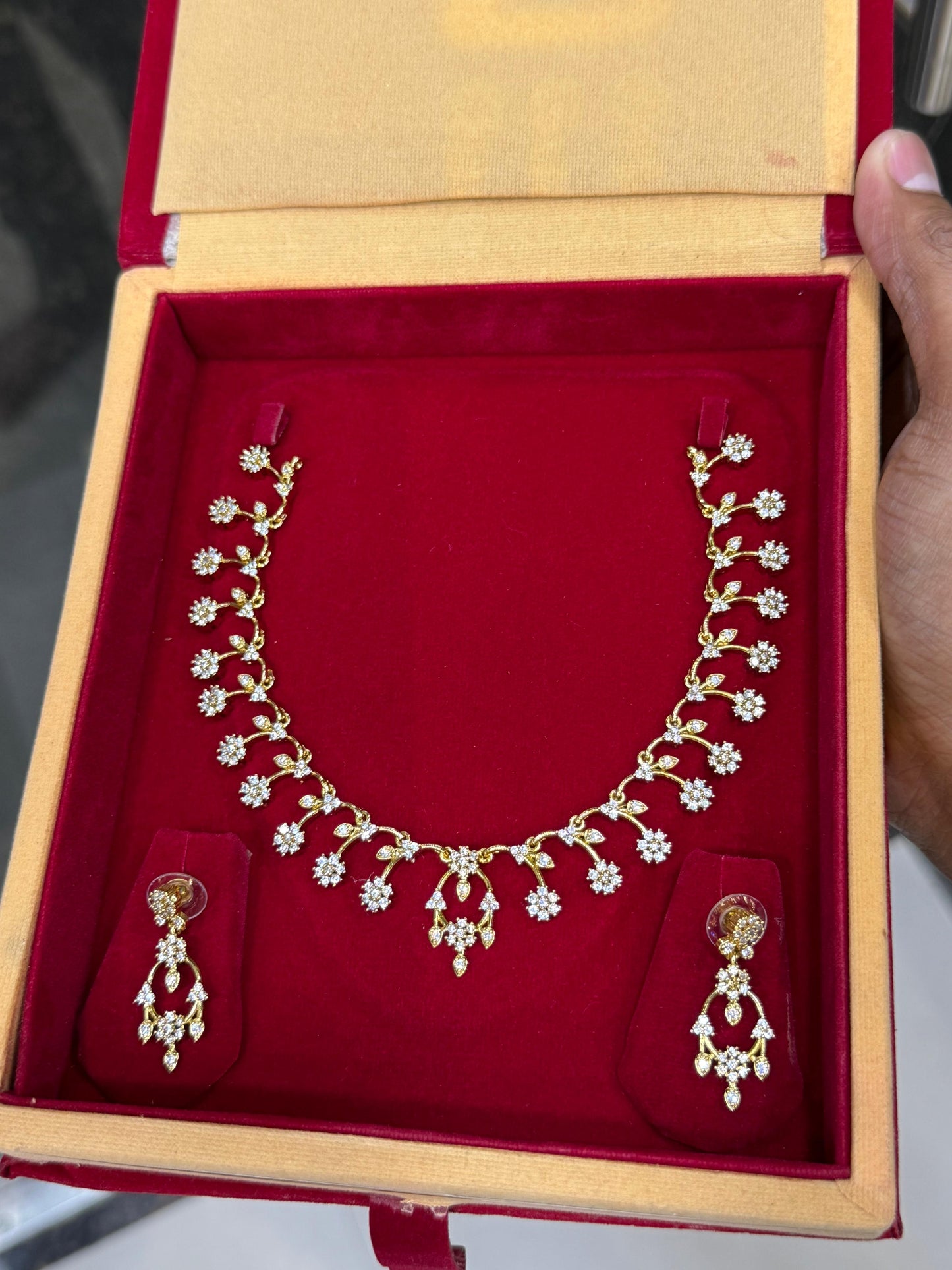 White stone necklace