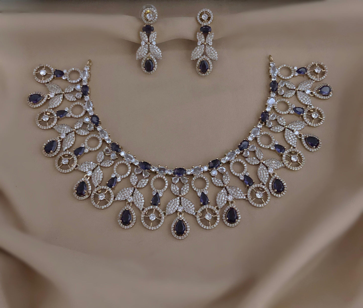 Grand necklace (DR-52)
