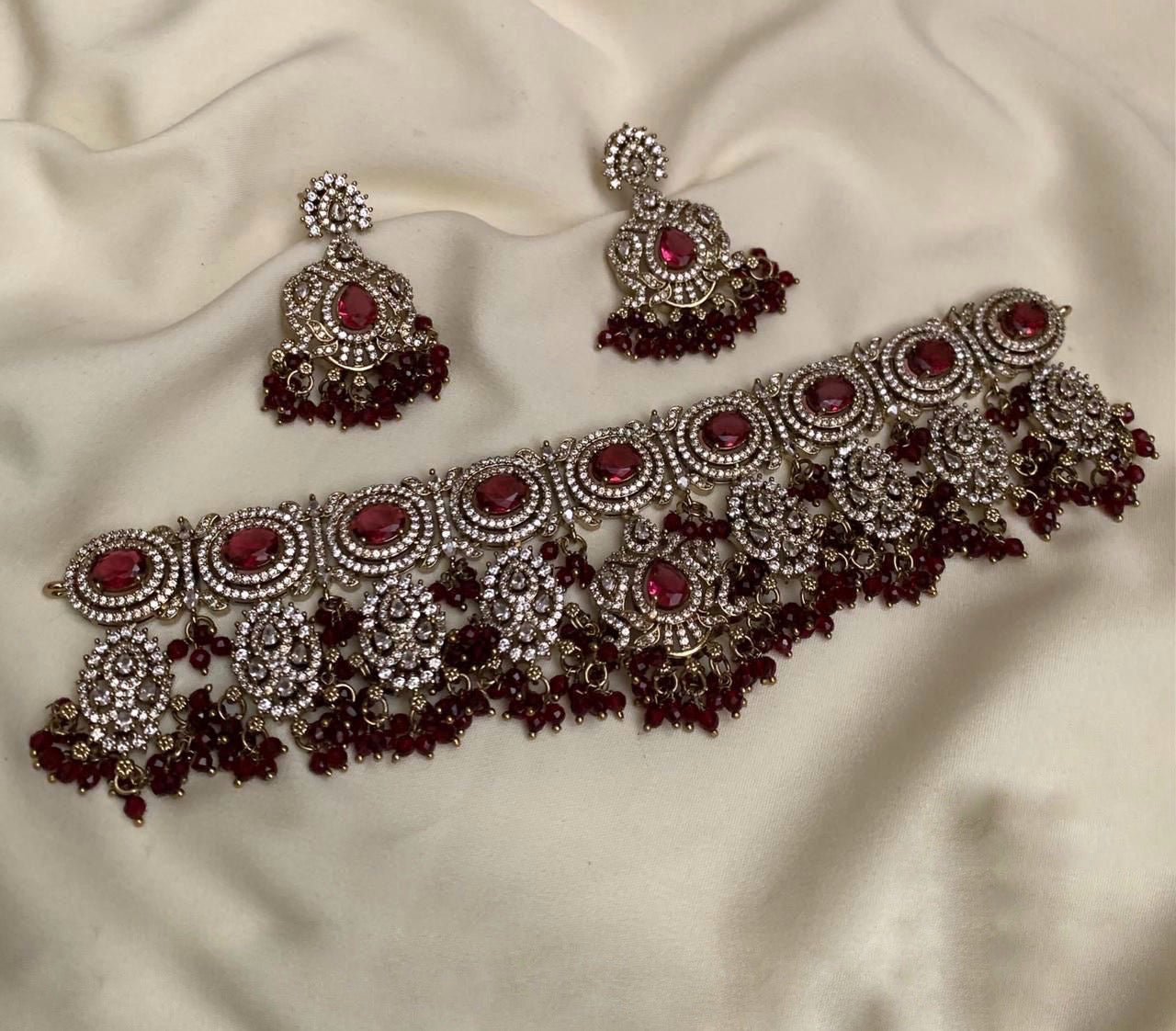 Bridal choker (VJ-8)