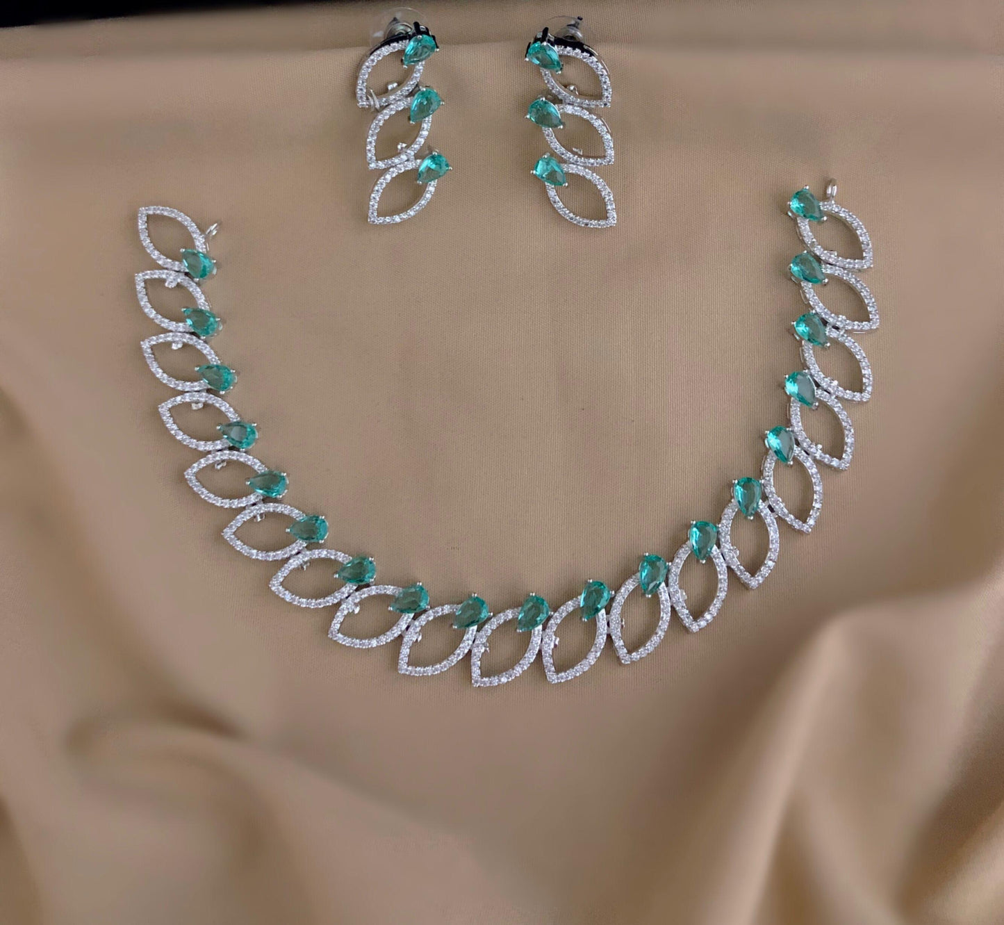 Ad stone necklace (DR-64)