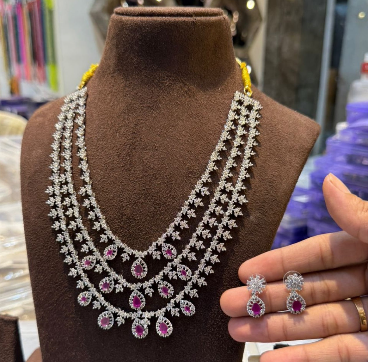 3 layer medium length necklace (DR-74)