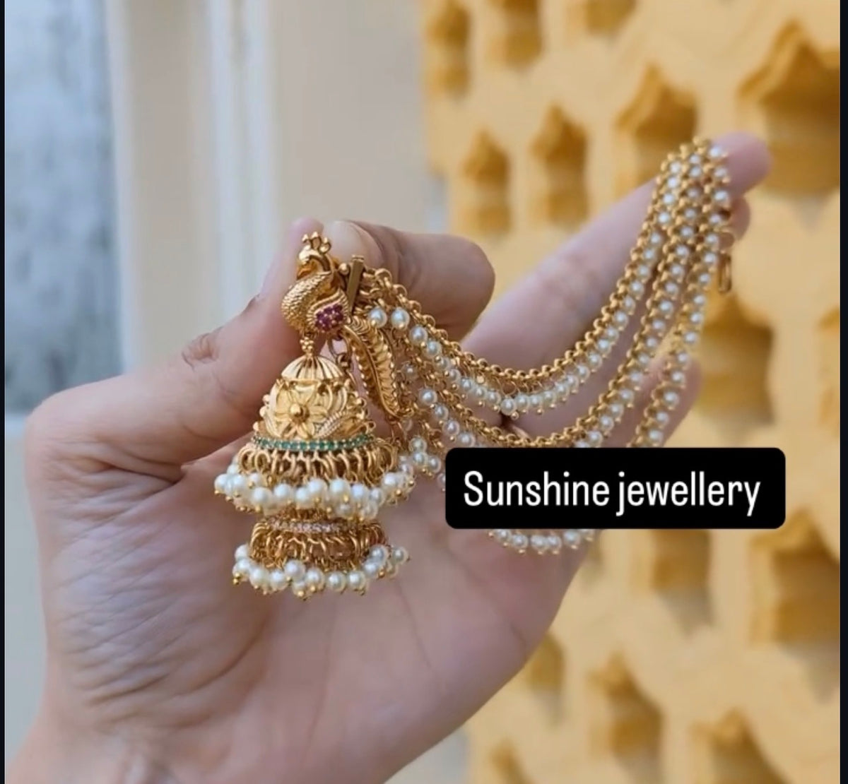 Layer jumka with earing