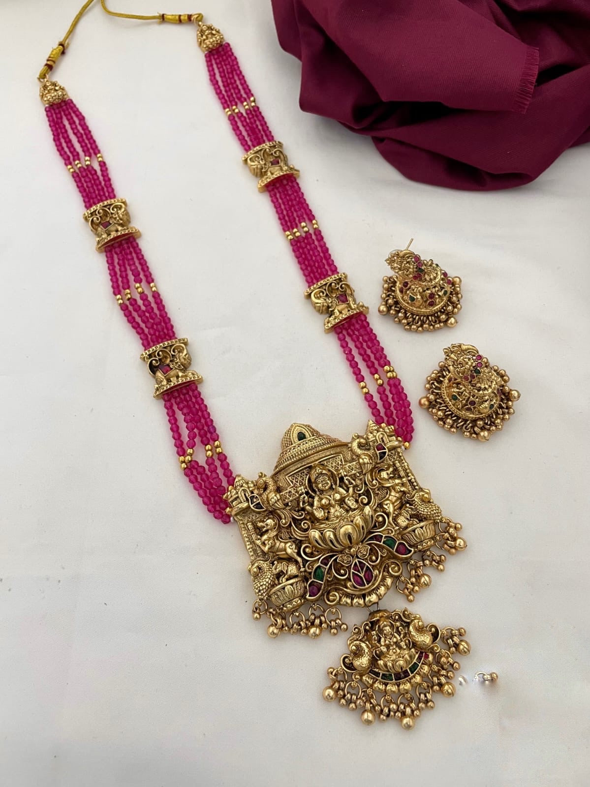 Long beads haram
