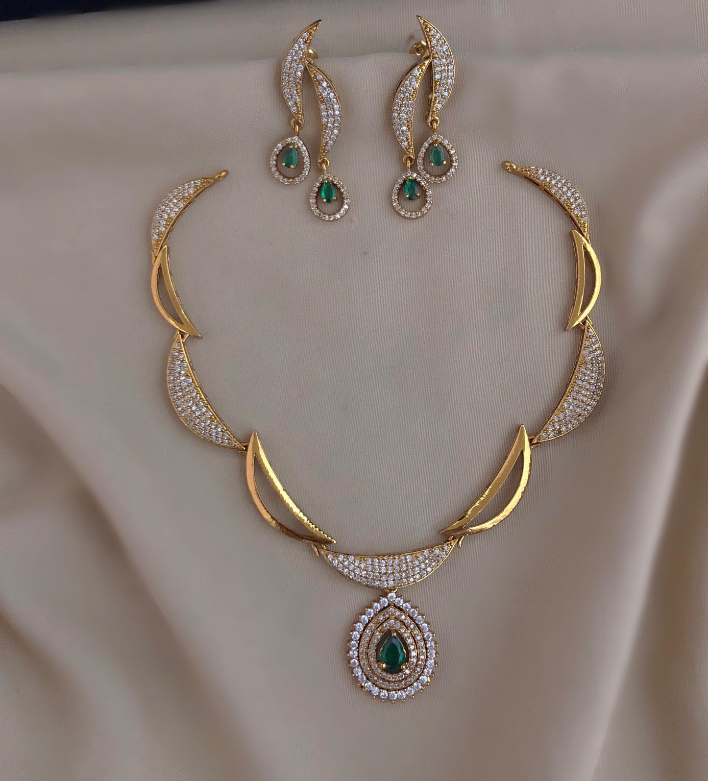 moon design neckalce jkam (DR-46)