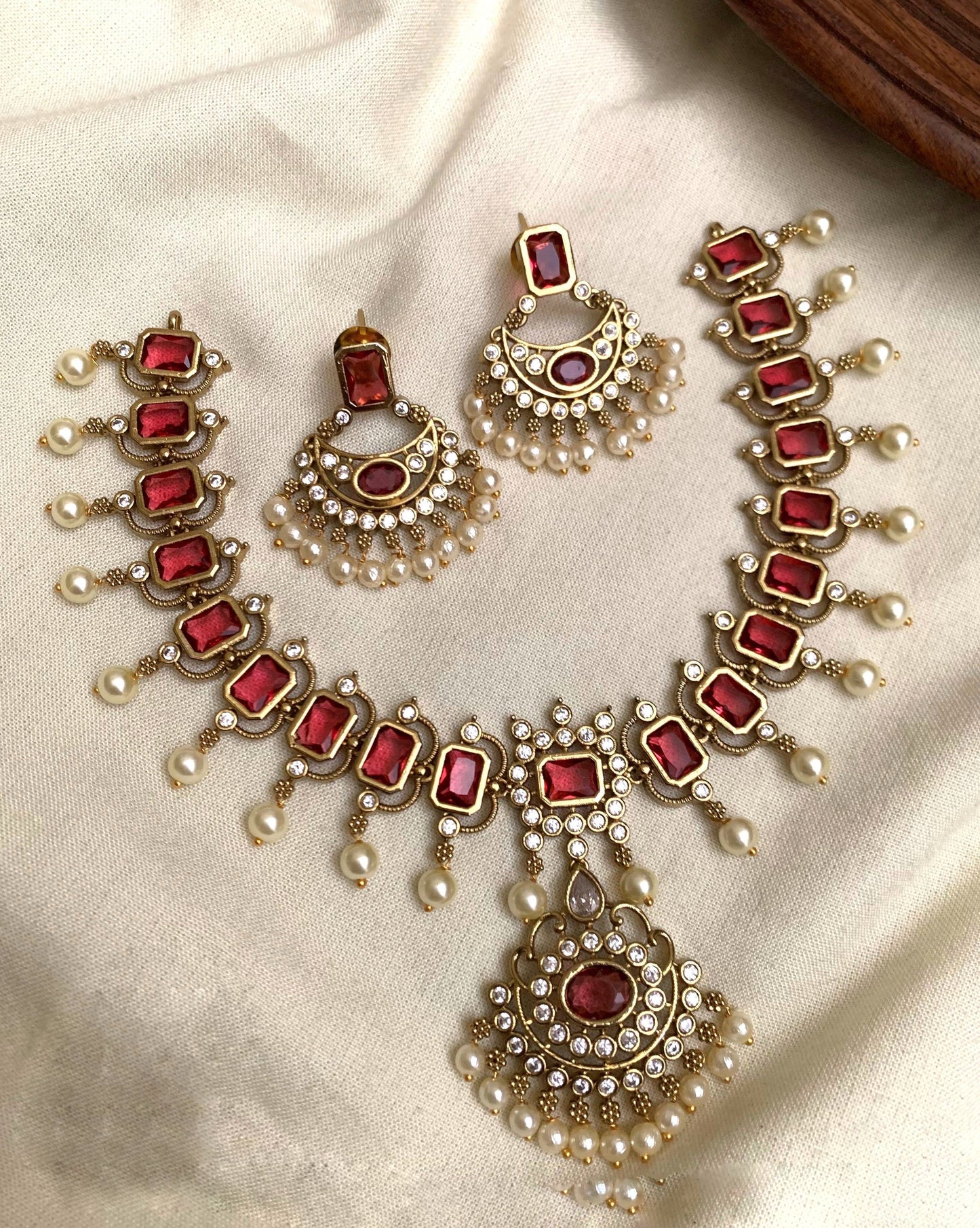 Trending necklace (PJ-54)
