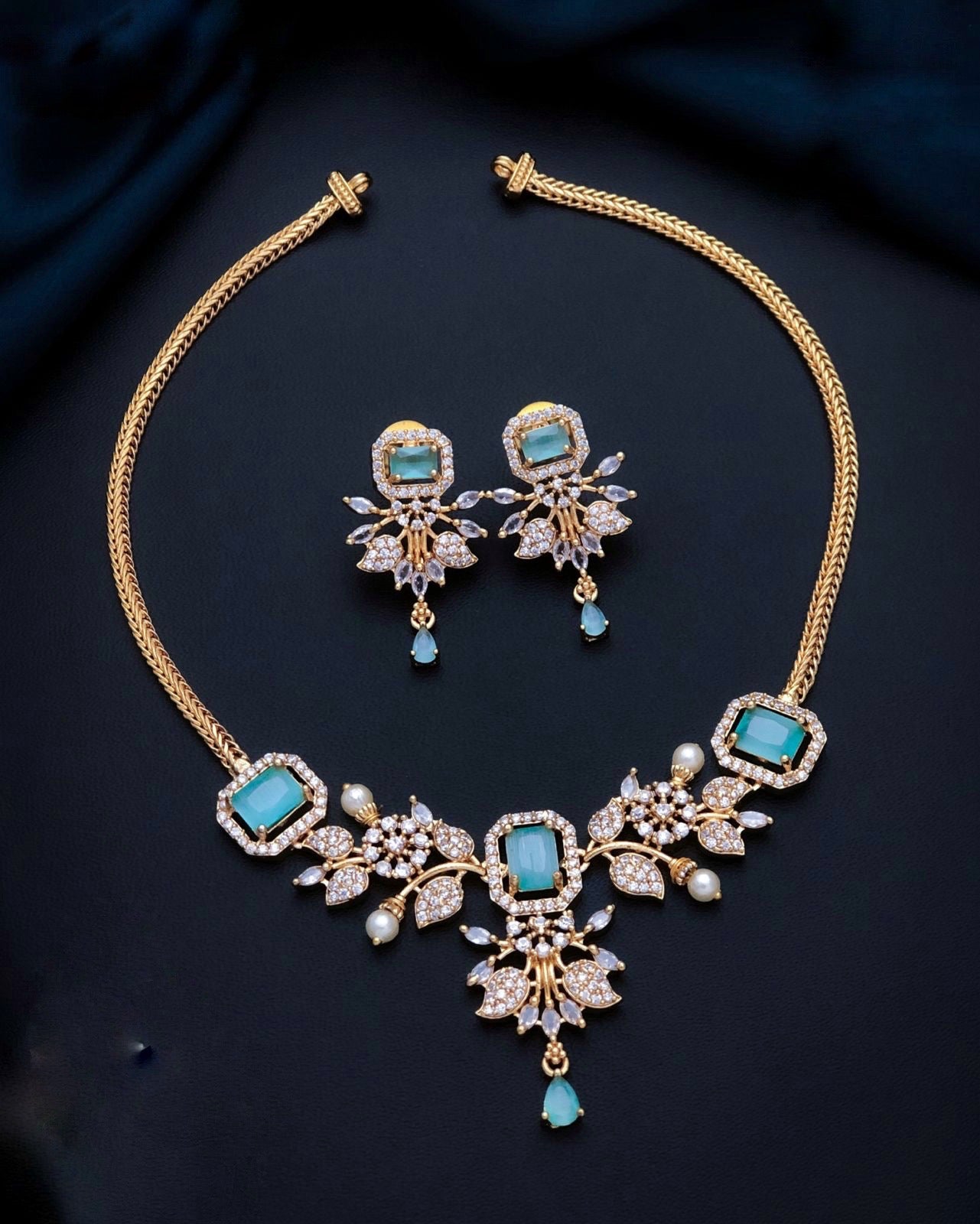 Short new necklace (N-59)