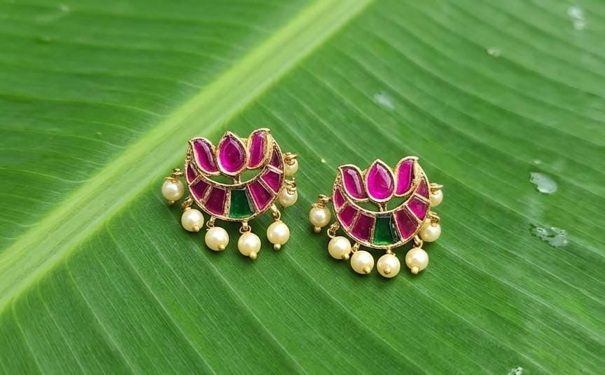 Jadau half moon earings