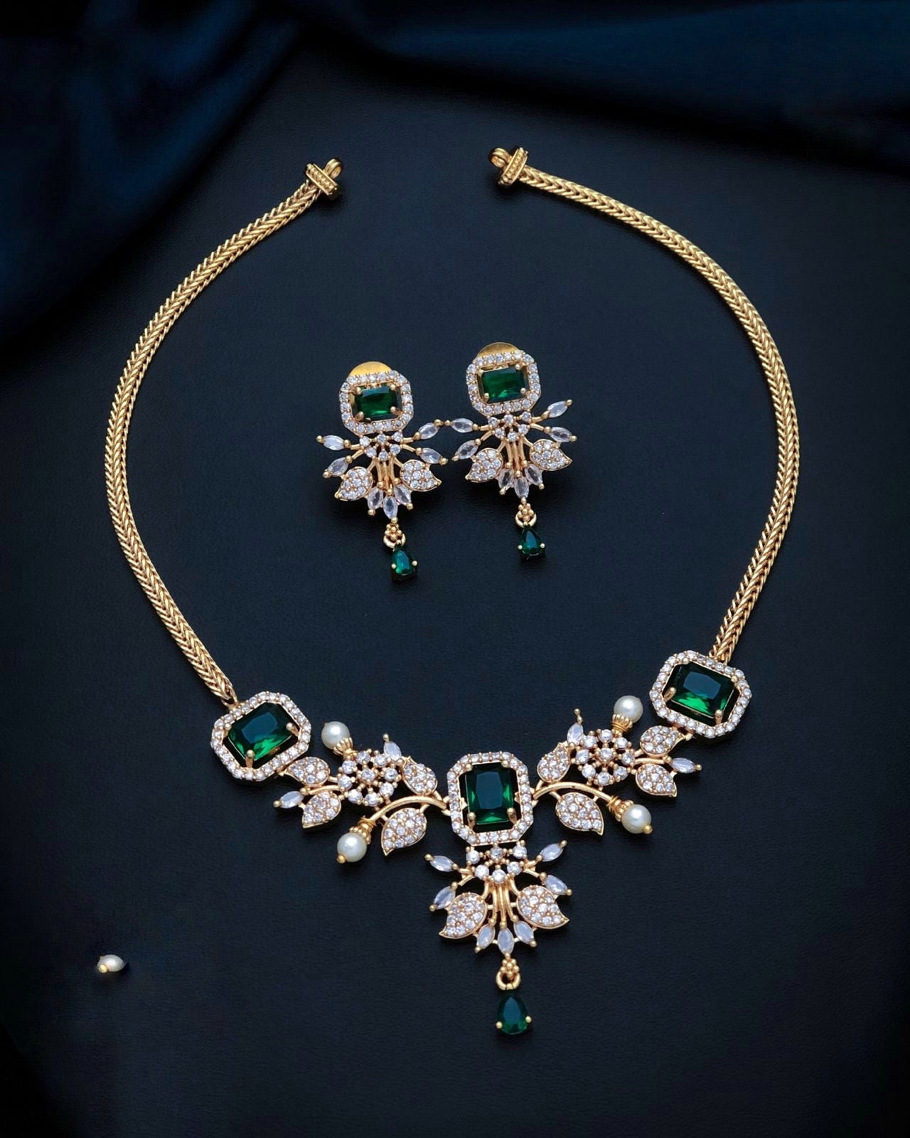 Short new necklace (N-59)