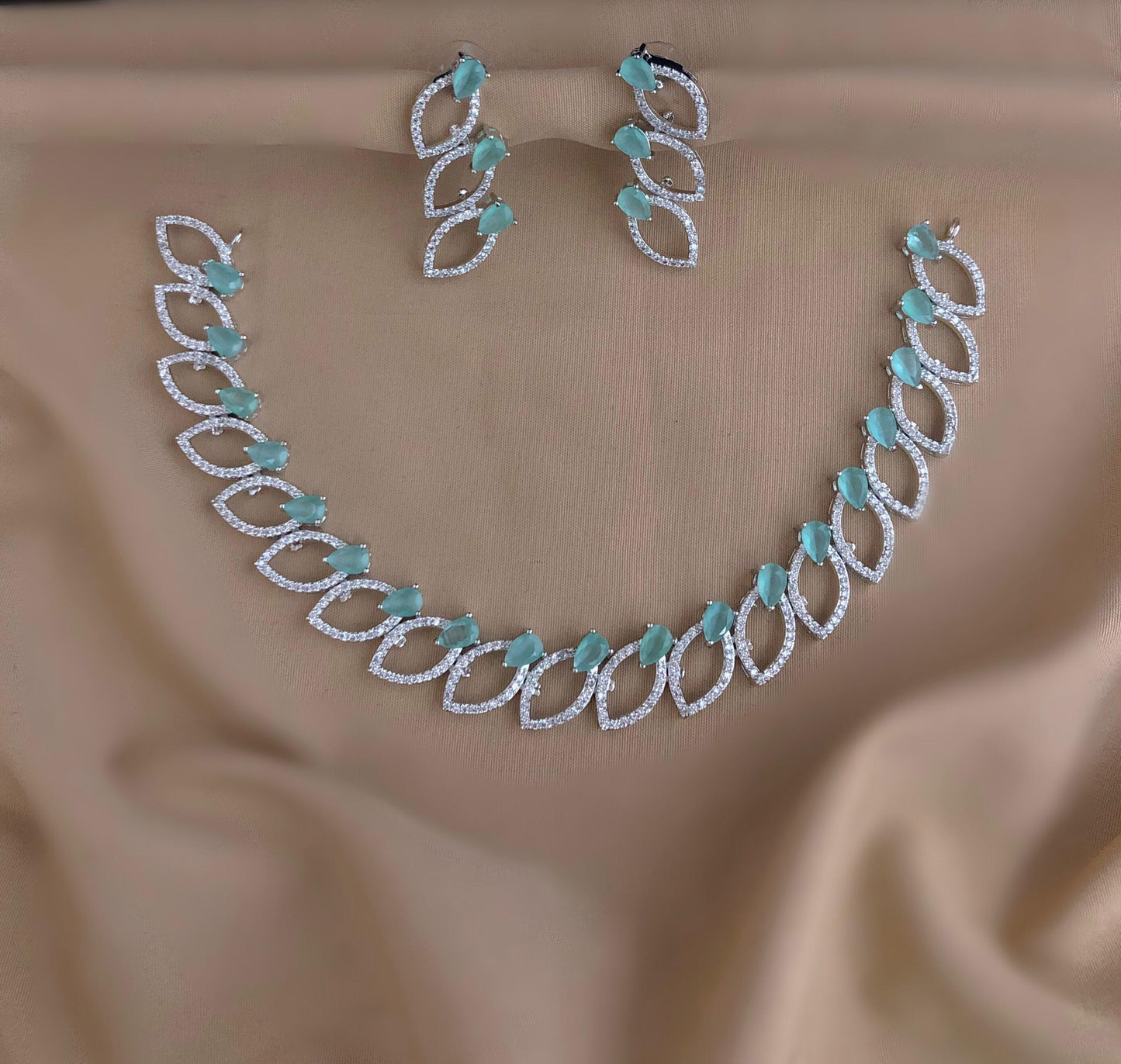 Ad stone necklace (DR-64)