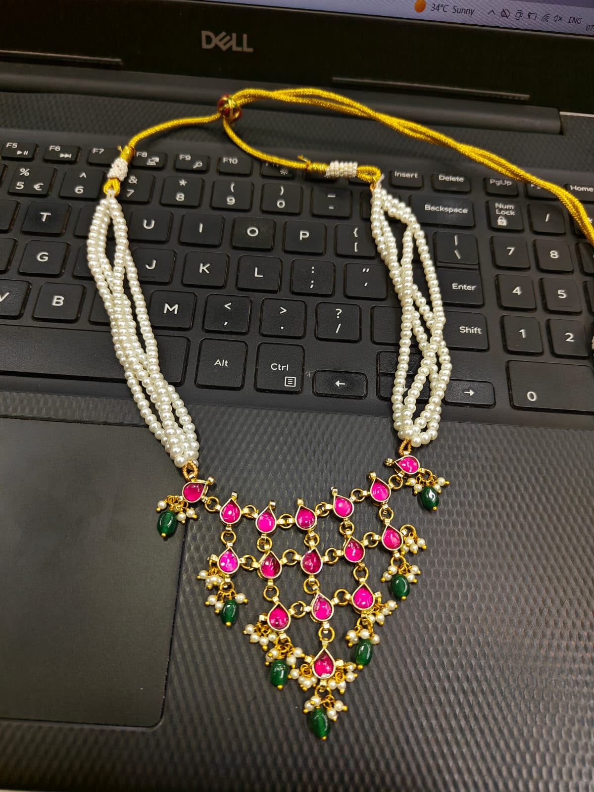 Layer necklace