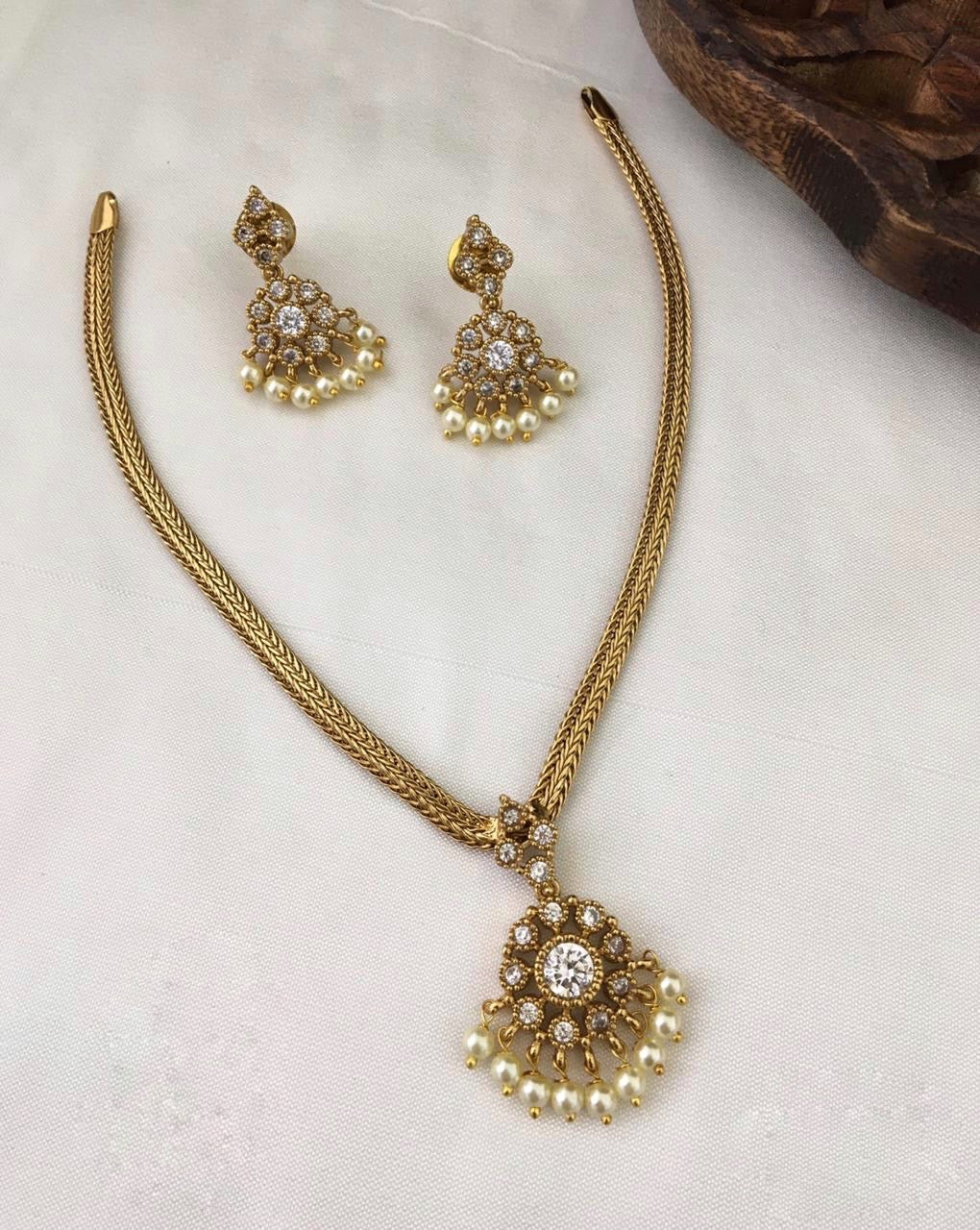 Cute little necklace (N-58)