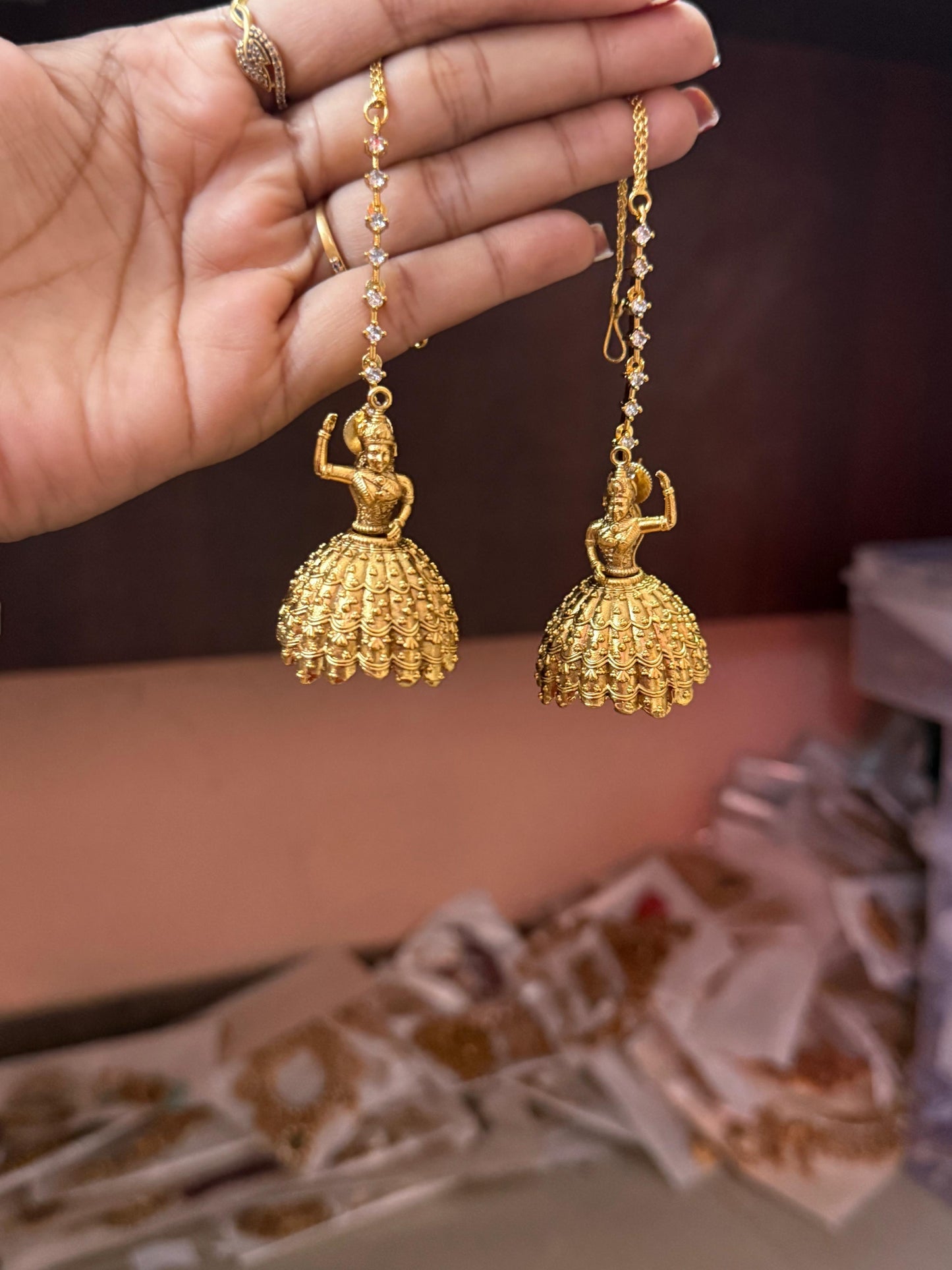 Dancing jumka