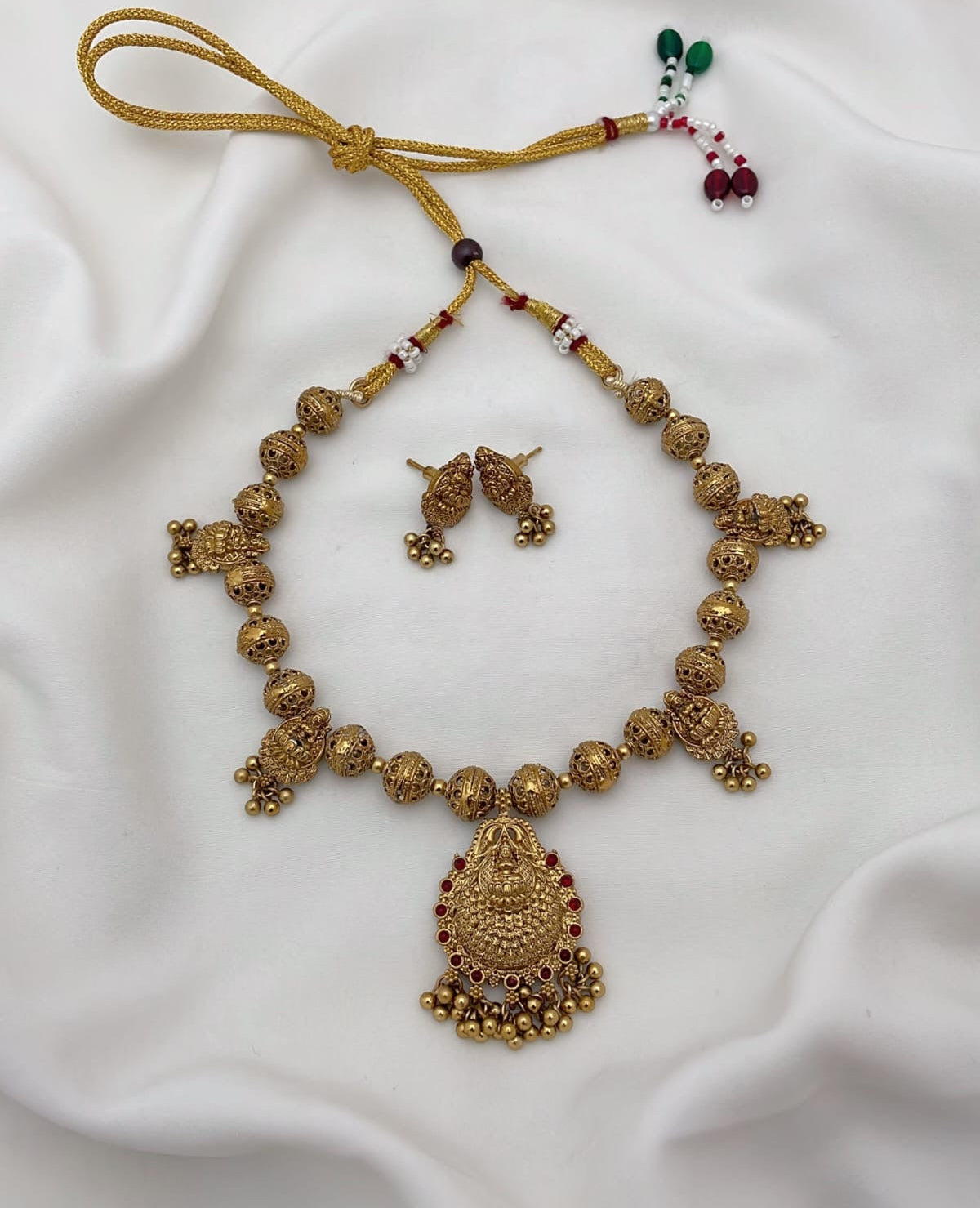 Short beads necklace am(N-74)