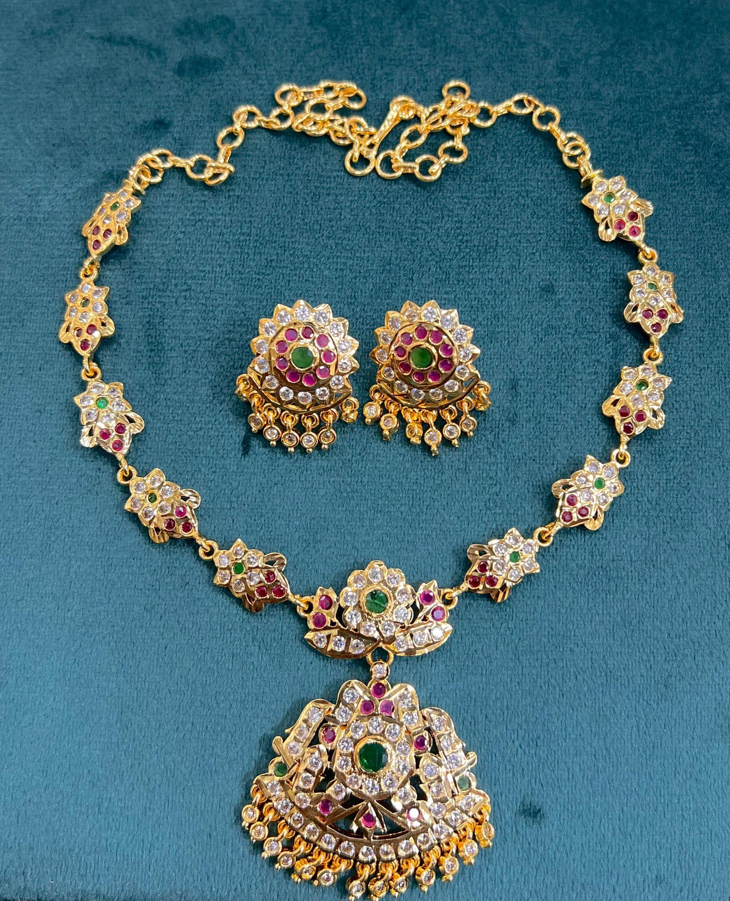 Flower micro plated necklace