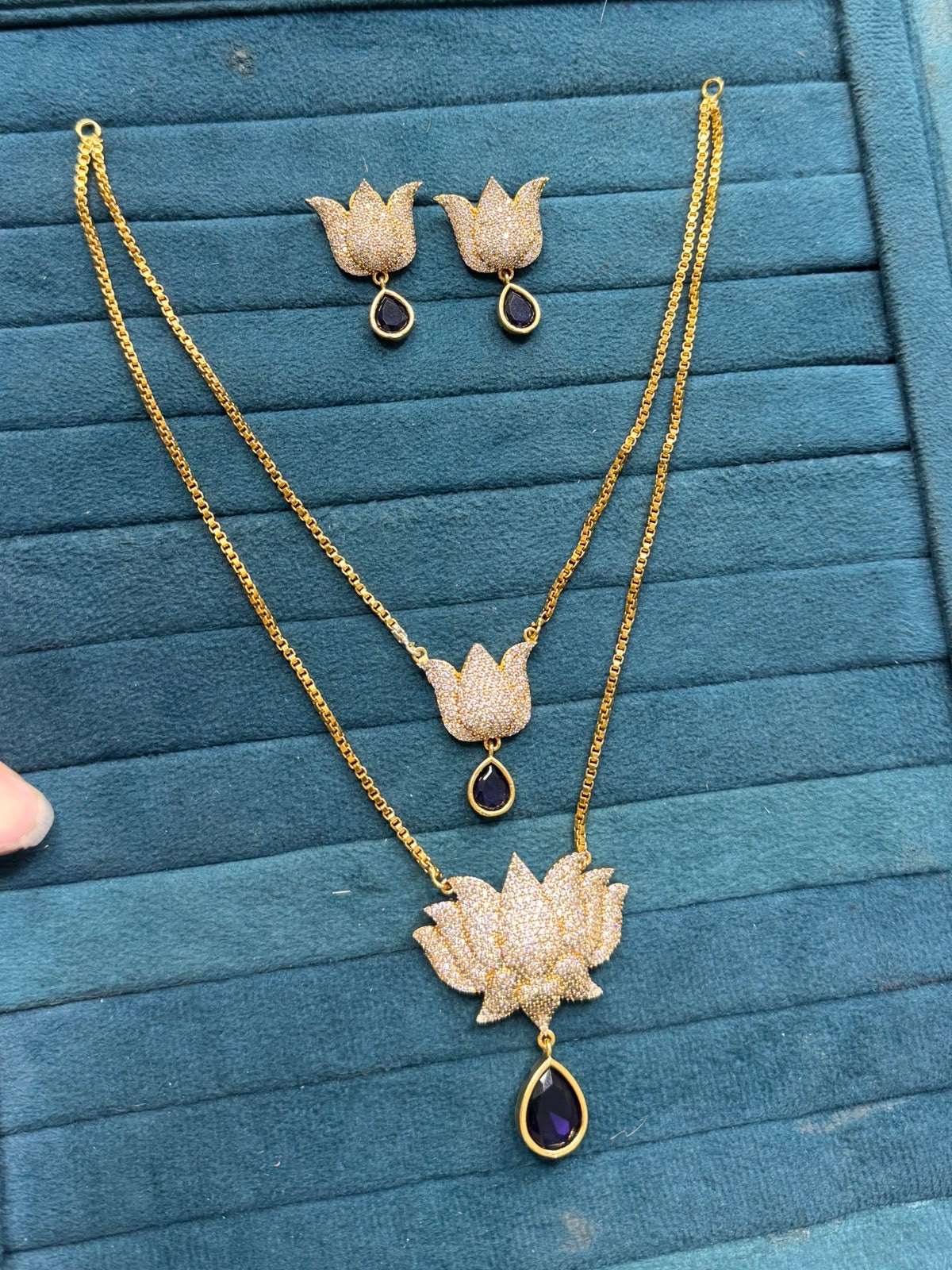 2 layer lotus necklace