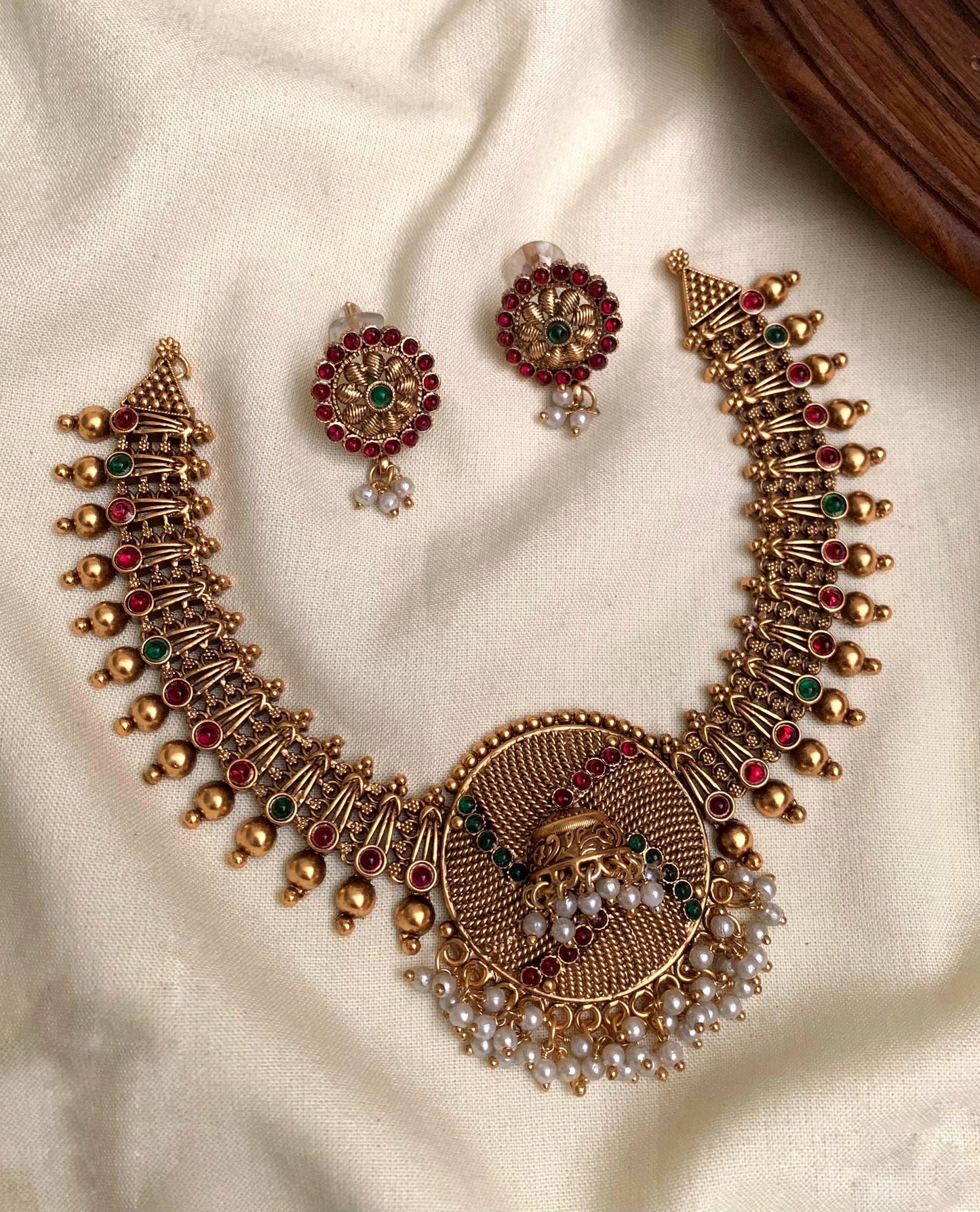Jumka design necklace (N-34)