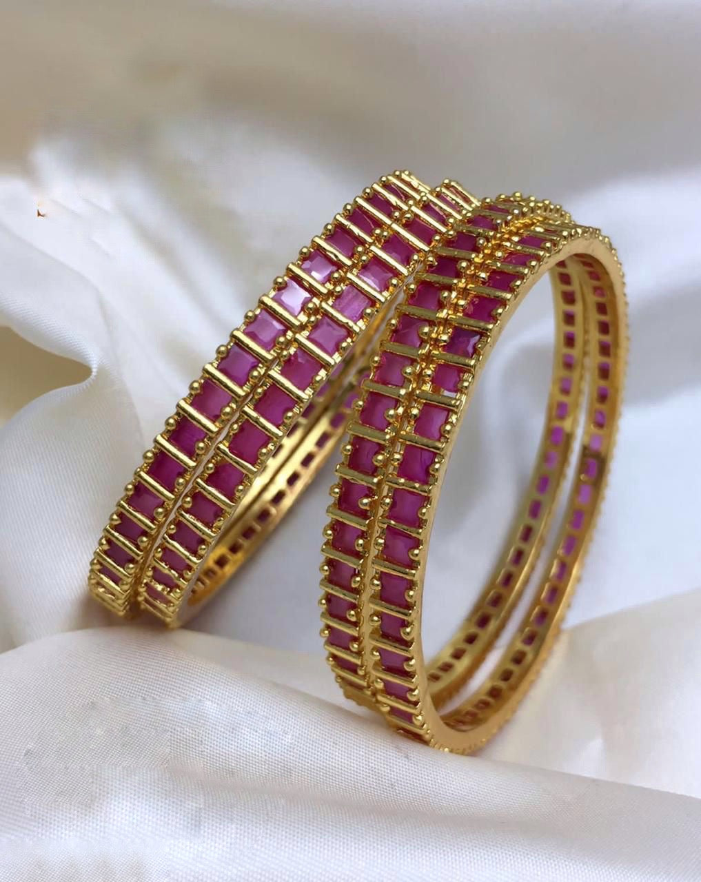 Gold bangles (BA-18)