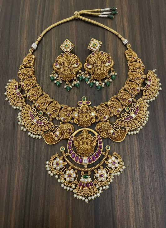 Grand premium necklace