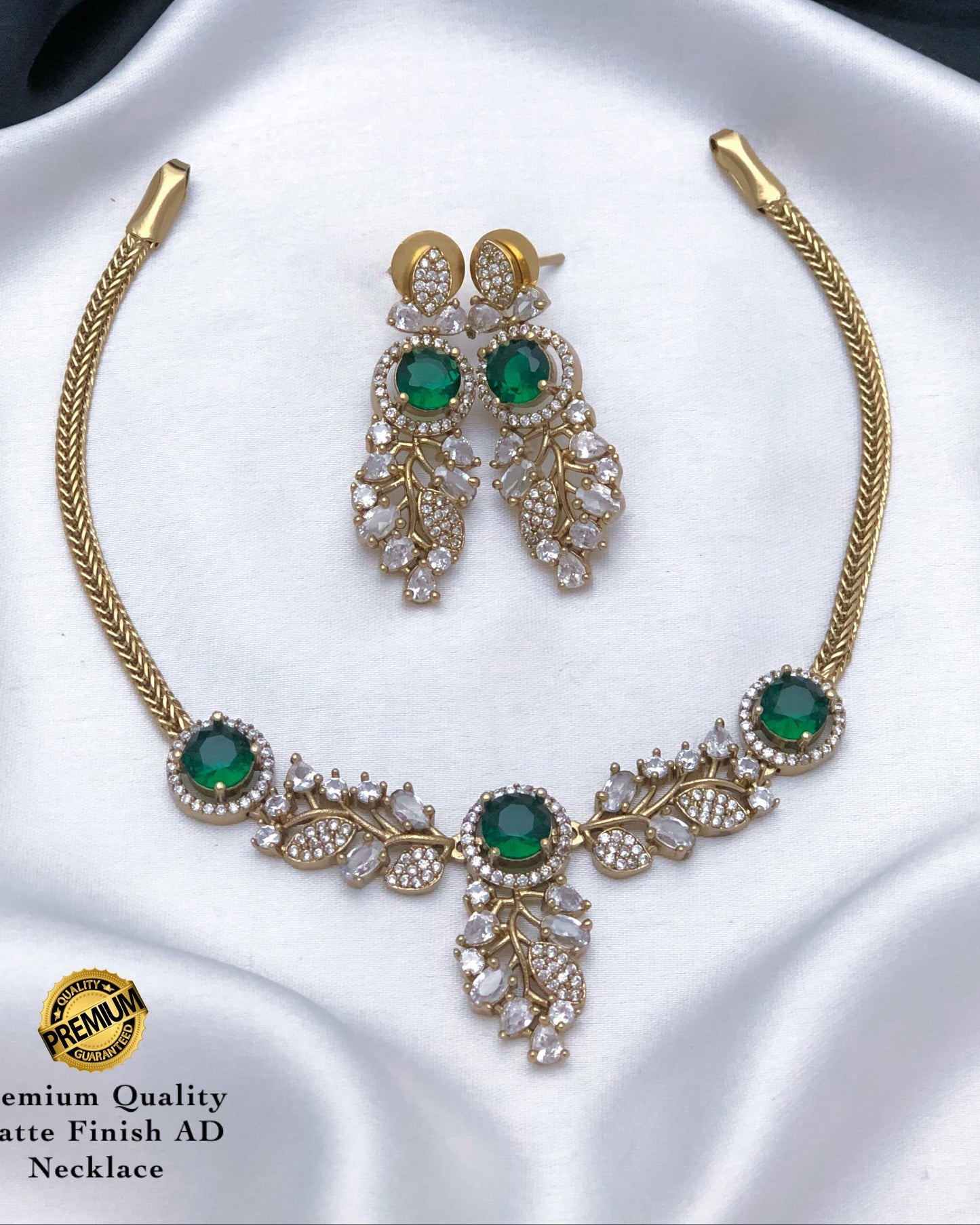 Simple diamond replica necklace (DR-75)