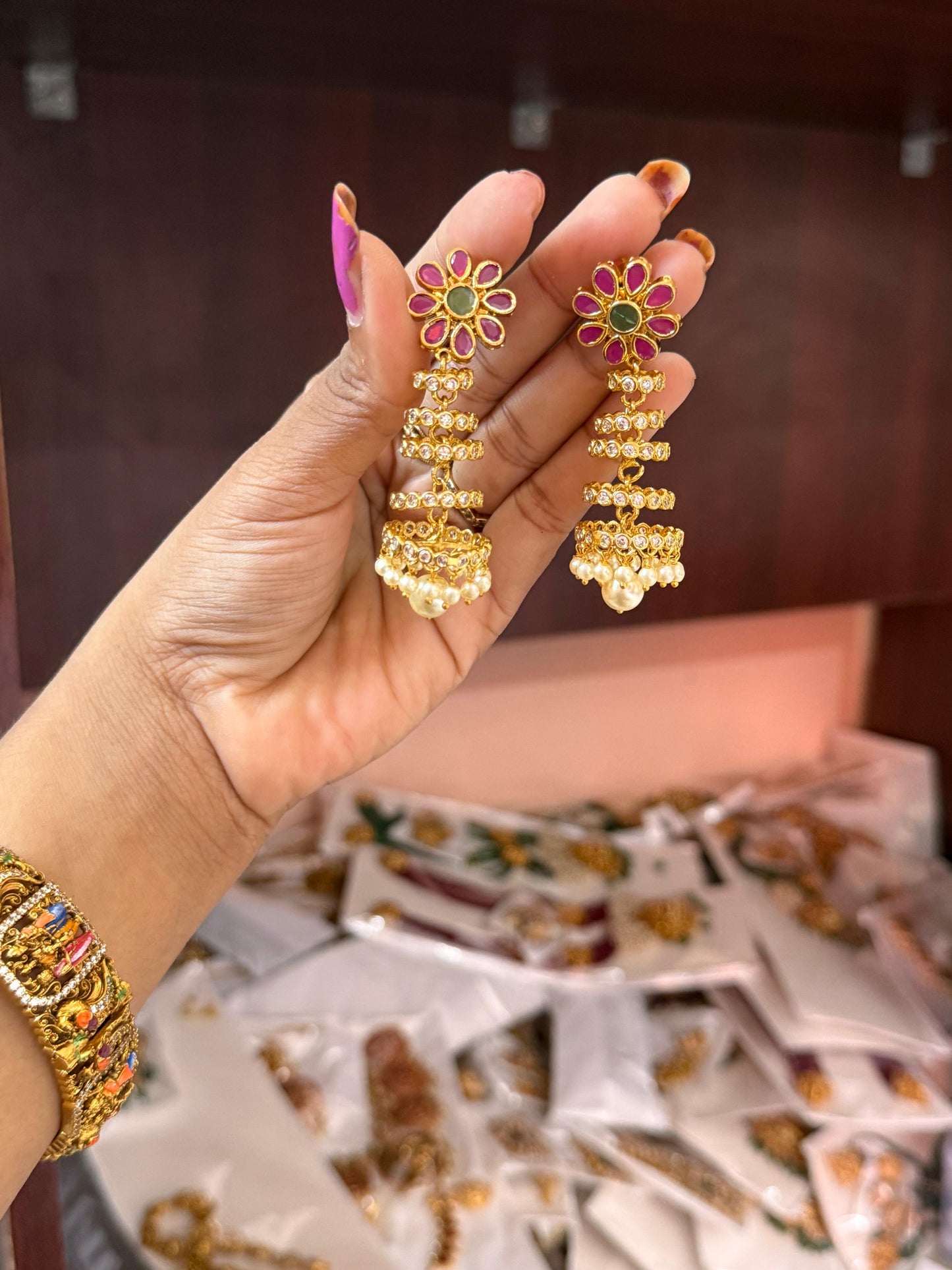 Trending jumka