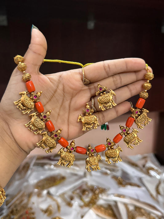 Coral beads cow necklace