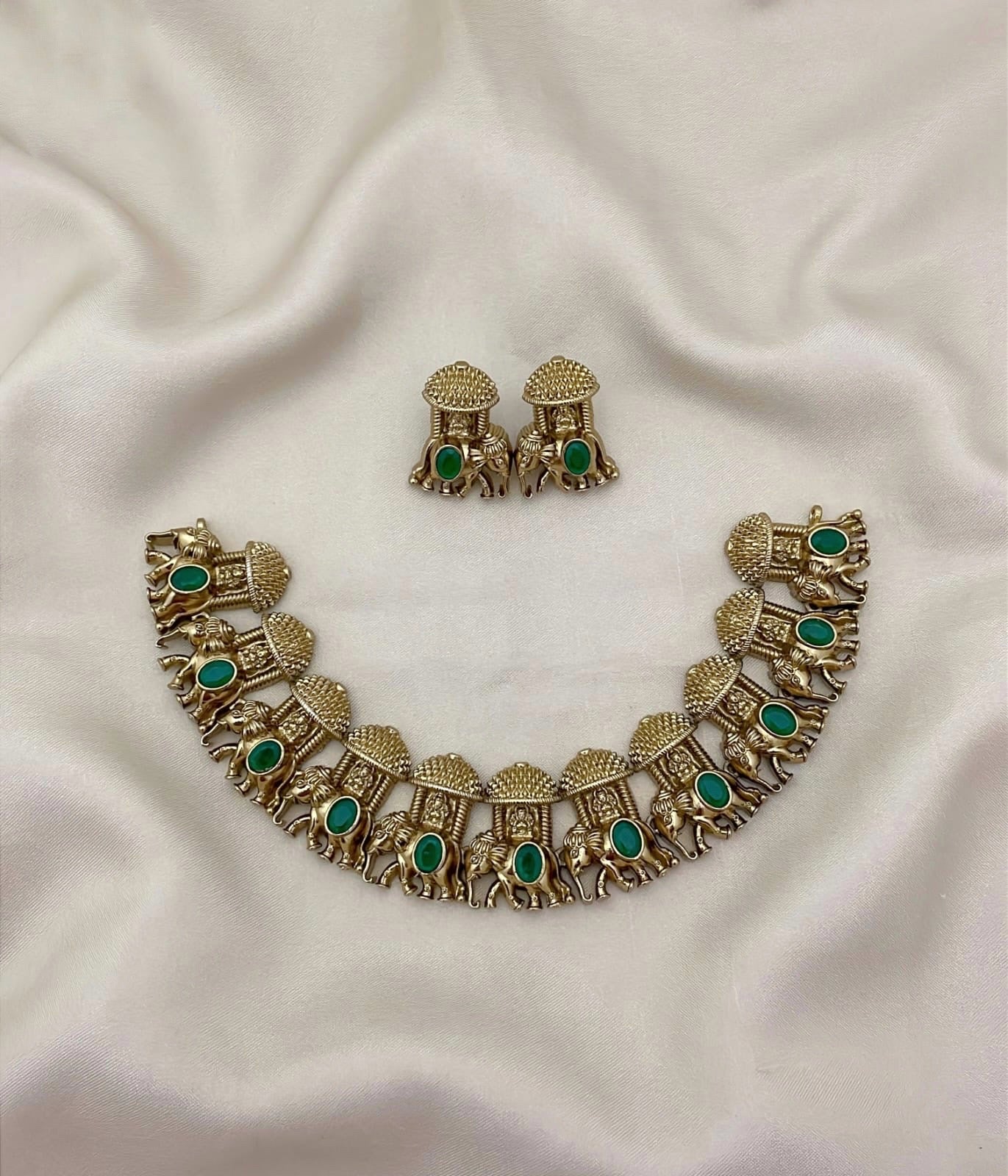 Elephant premium necklace (PJ-51)