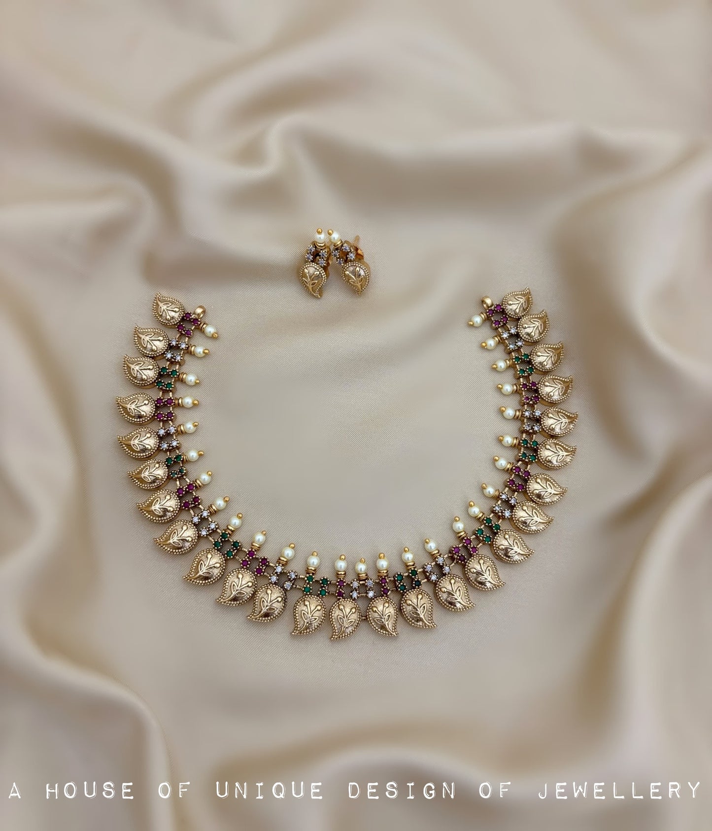 Mango design necklace