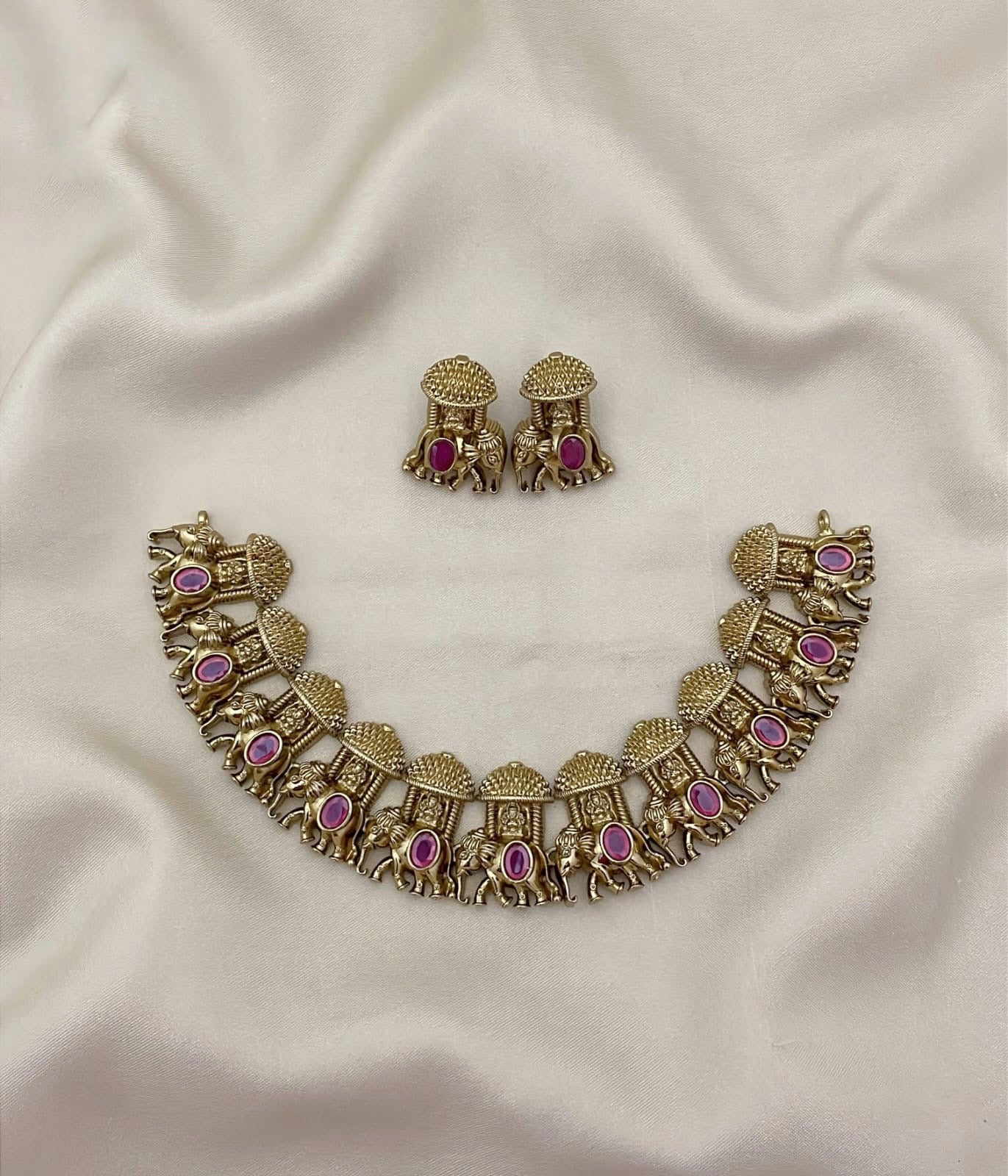Elephant premium necklace (PJ-51)