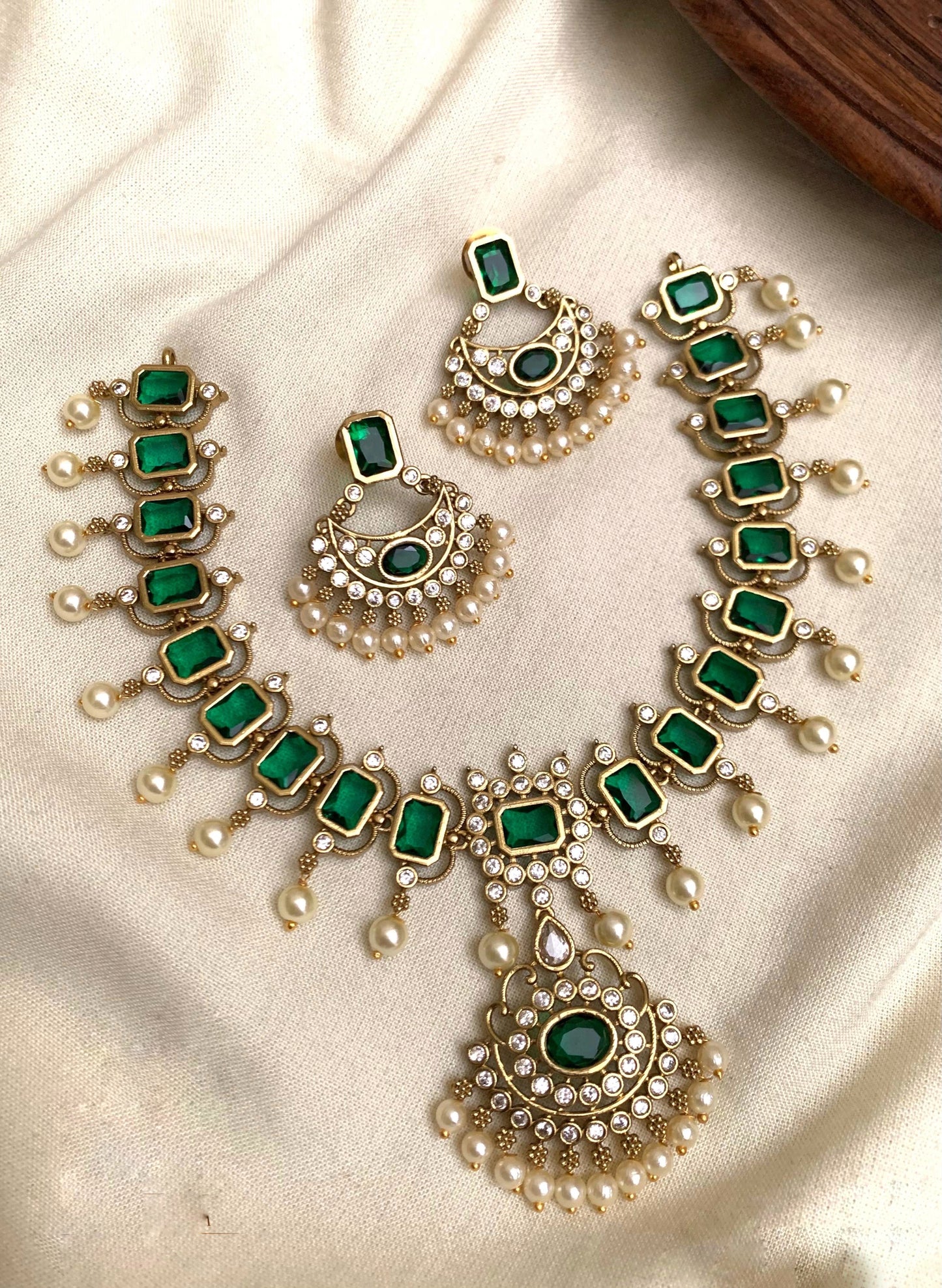 Trending necklace (PJ-54)