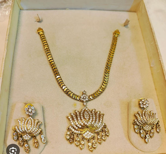 Lotus micro plated necklace