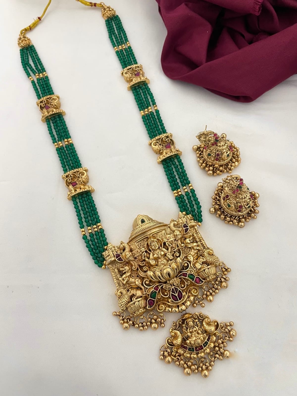 Long beads haram