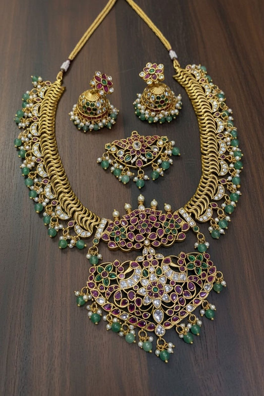 Kemp stone necklace