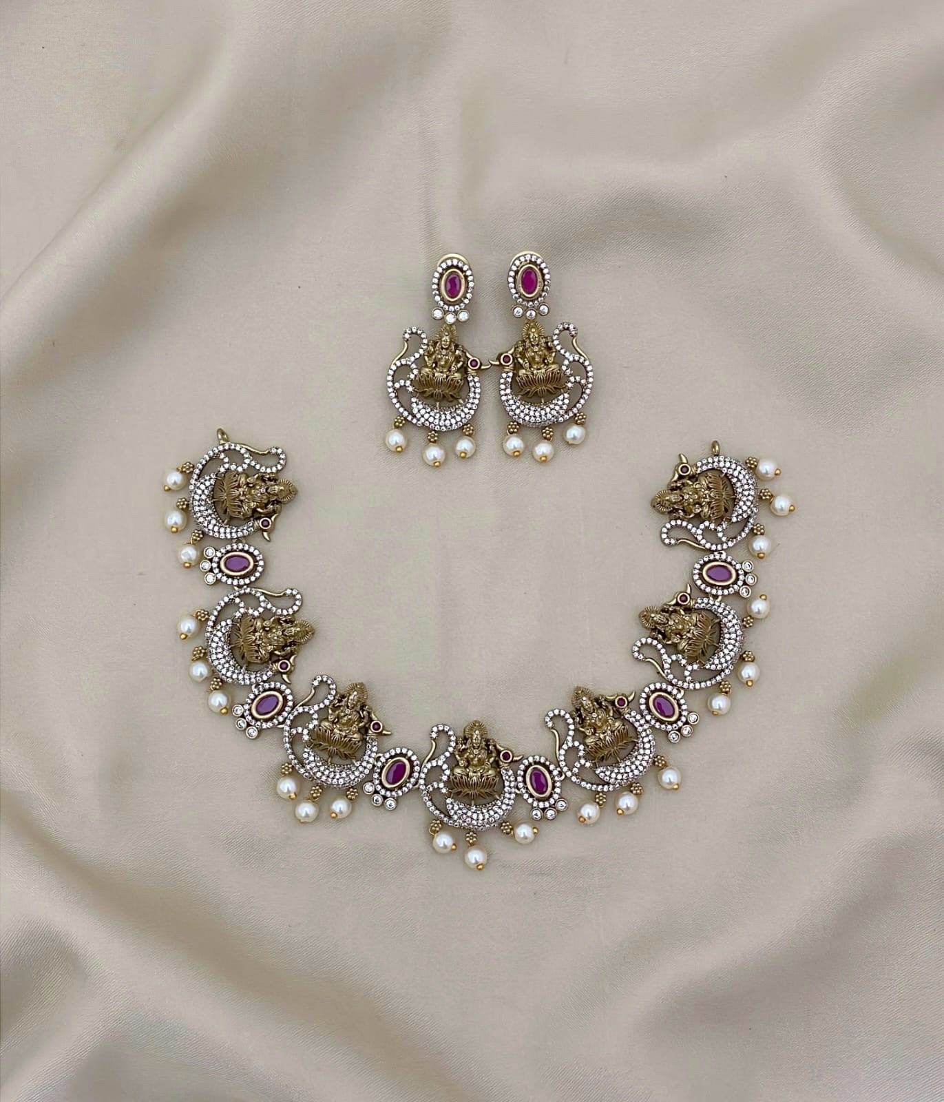 Lakshmi design with stones (DR-47)