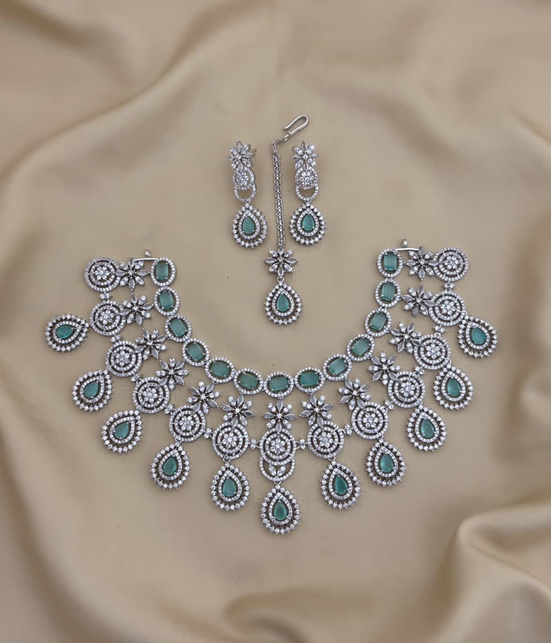 Bridal reception set