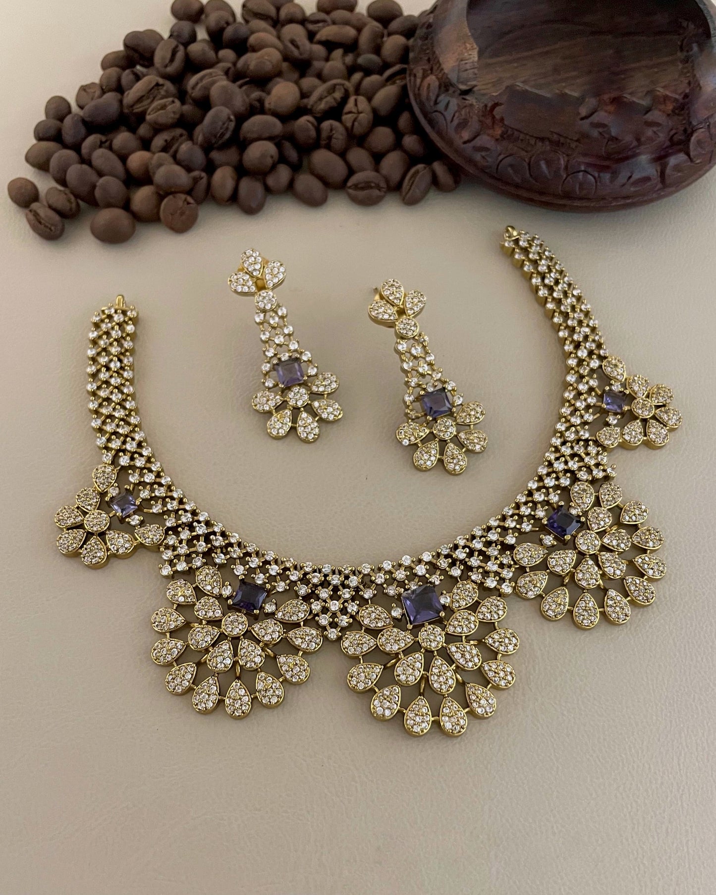 Grand necklace (DR-17)