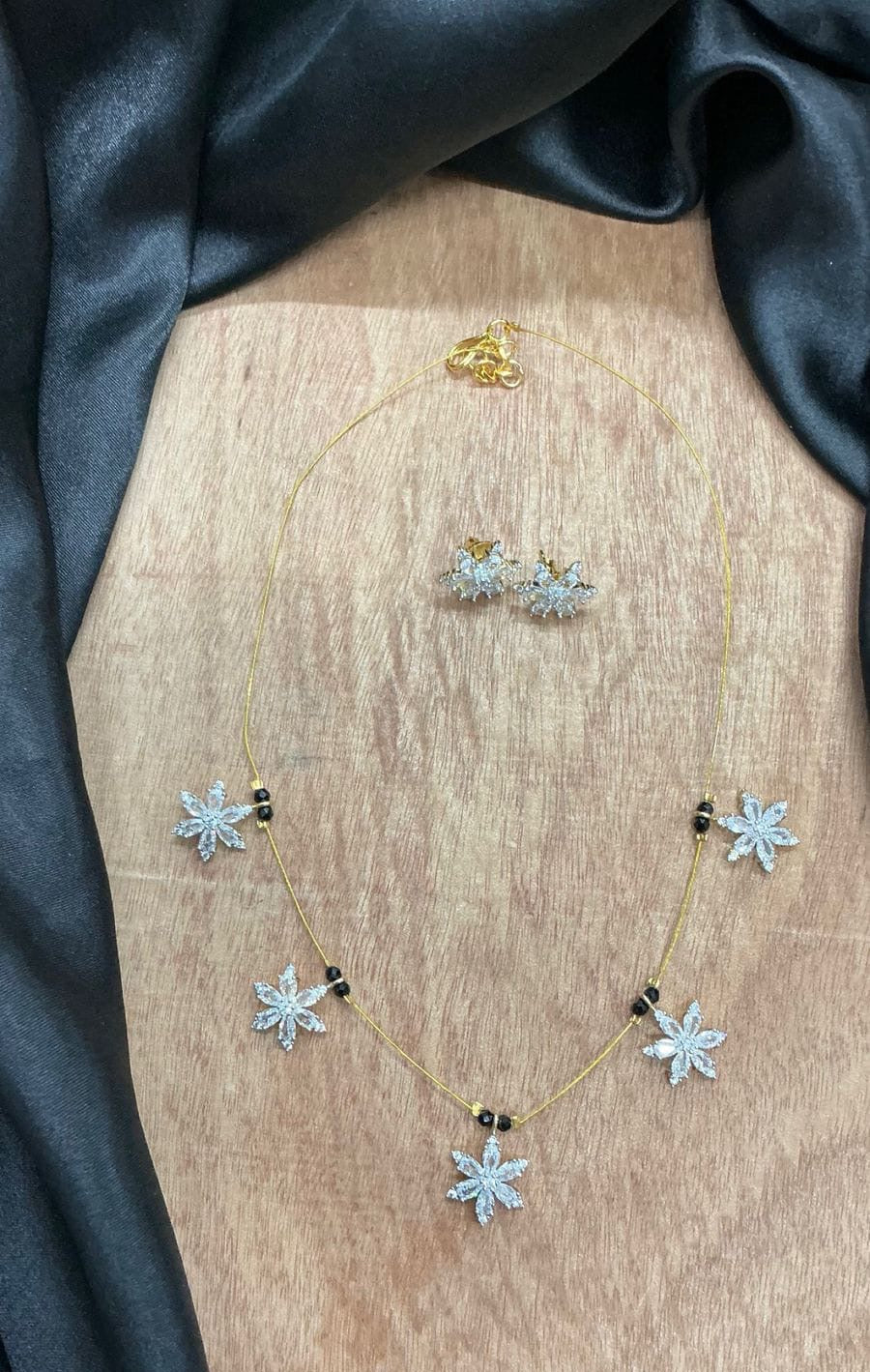Star invisible necklace (IN-16)